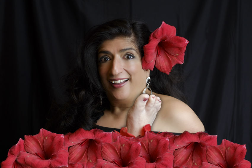 SAJEELA KERSHI - PARADISE BENEATH HER FEET!