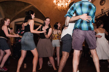 FRINGE CLUB: MIDNIGHT CEILIDH